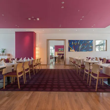 Seminaris Campushotel Ξενοδοχείο 4*