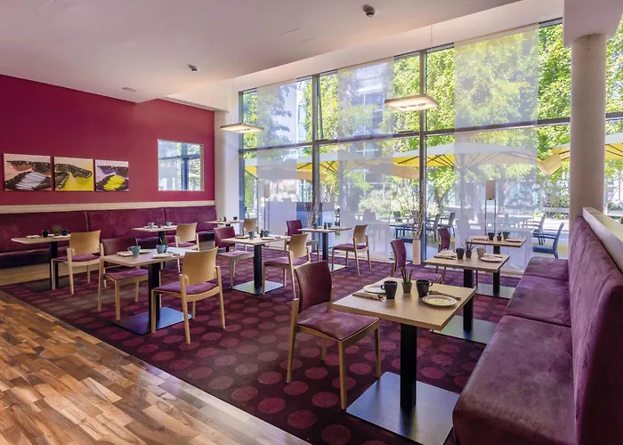 Seminaris Campushotel Hotell 4*