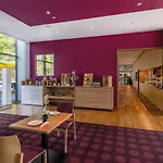 Szálloda Seminaris Campushotel 4*