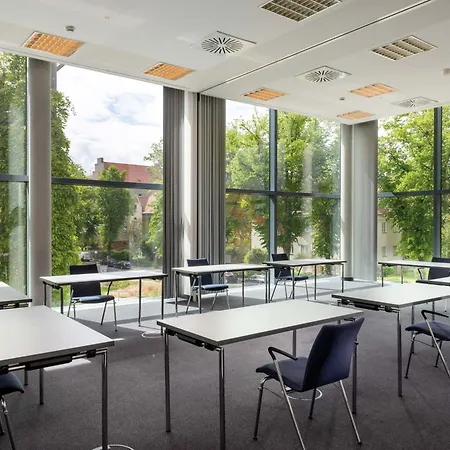 Hotel Seminaris Campushotel 4*