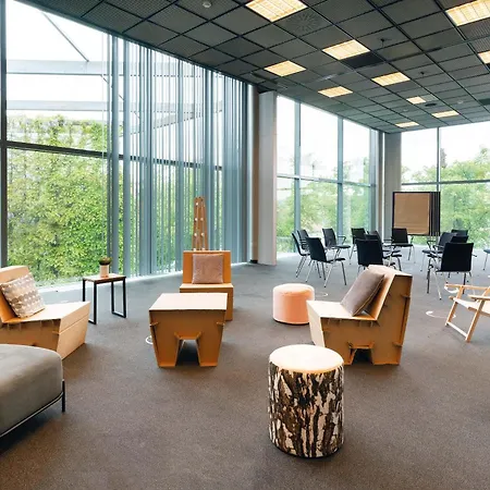 Seminaris Campushotel فندق