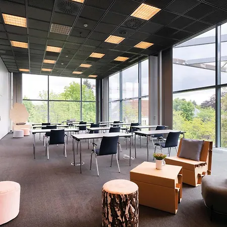 Seminaris Campushotel فندق