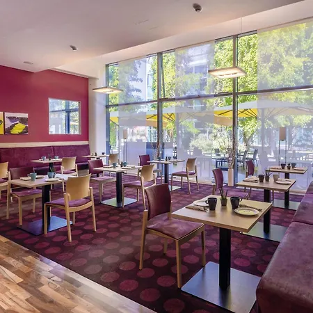 Seminaris Campushotel Hotel 4*