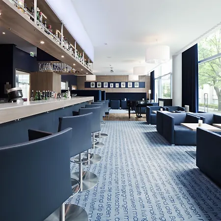 Seminaris Campushotel فندق