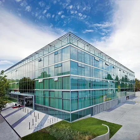 Seminaris Campushotel فندق