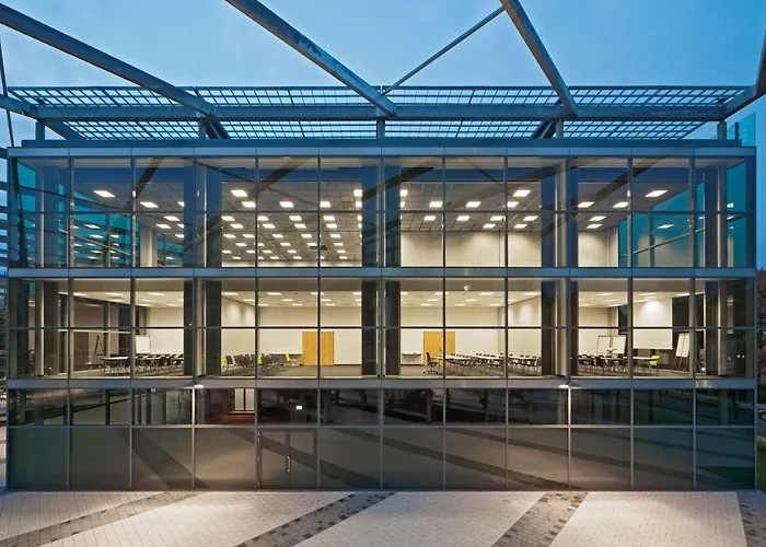 Seminaris Campushotel Hotel 4*